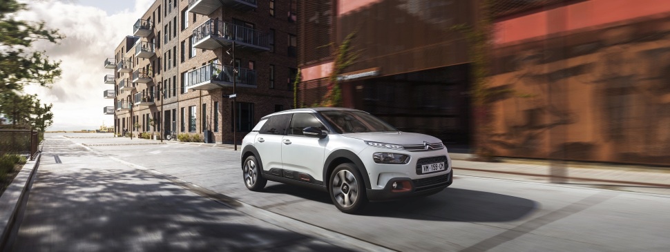 Full specifications and technical details 2018 Citroen C4 Cactus (Phase II, 2018) 1.6 BlueHDi (100 Hp) ETG