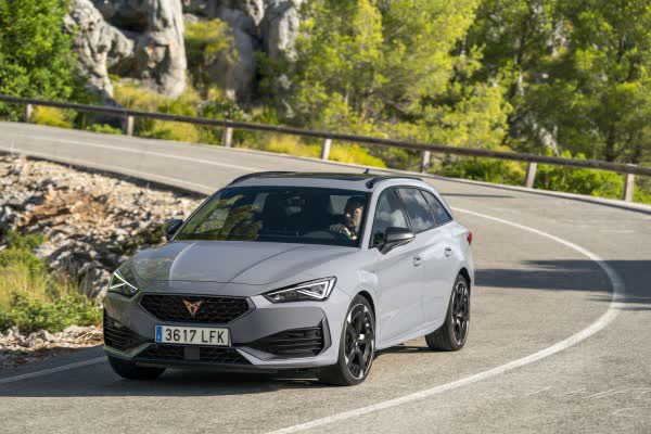 المواصفات والتفاصيل التقنية الكاملة 2021 Cupra Leon Sportstourer 2.0 TSI (300 Hp) DSG