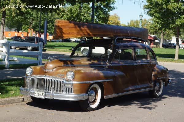 المواصفات والتفاصيل التقنية الكاملة 1946 DeSoto Custom Suburban 3.9 (109 Hp)