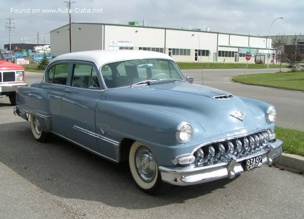 المواصفات والتفاصيل التقنية الكاملة 1952 DeSoto Firedome Four-Door Sedan (facelift 1953) 4.5 V8 (160 Hp) Tip-Toe Shift