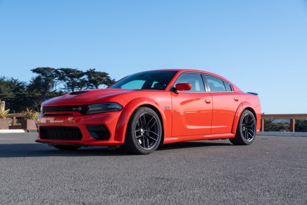 Full specifications and technical details 2019 Dodge Charger VII (LD, facelift 2019) Scat Pack 6.4 HEMI V8 (485 Hp) WideBody Automatic