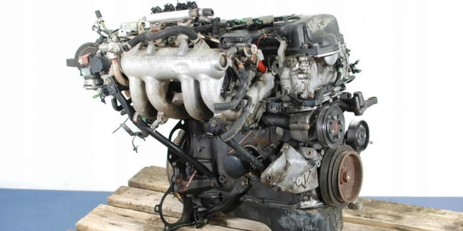 engine QG15DE