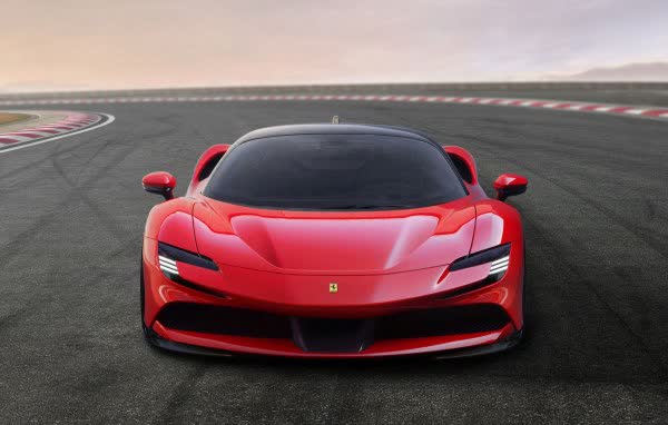 Full specifications and technical details 2019 Ferrari SF90 Stradale 4.0 V8 (1000 Hp) Plug-in Hybrid Automatic