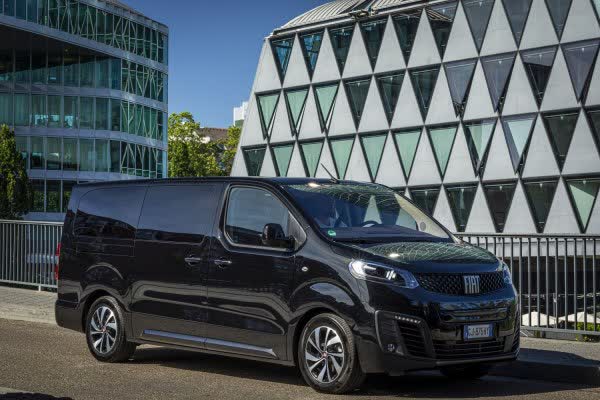 Vollständige Spezifikationen und technische Details 2022 Fiat E-Ulysse III 50 kWh (136 Hp) Standard 8 Seat