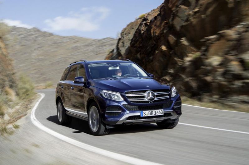 المواصفات والتفاصيل التقنية الكاملة 2015 Mercedes-Benz GLE SUV (W166) GLE 250d (204 Hp) G-TRONIC