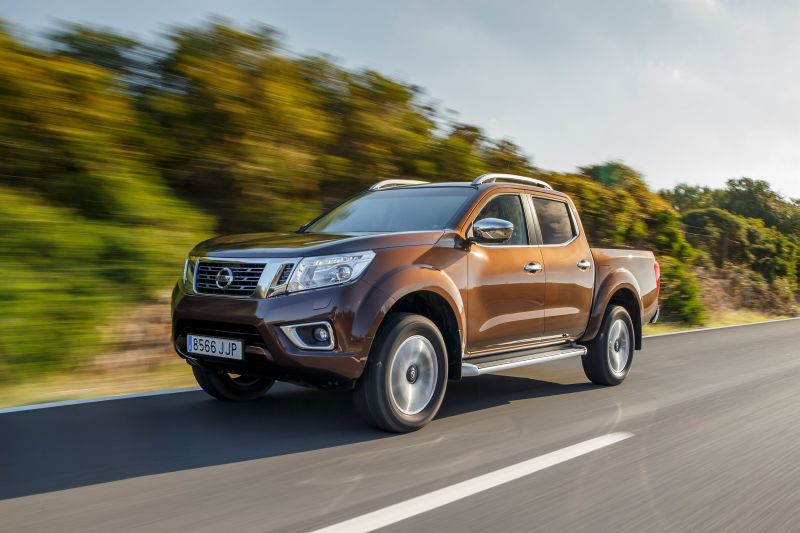 Full specifications and technical details 2015 Nissan Navara IV Double Cab 2.3 dCi (190 Hp) AWD