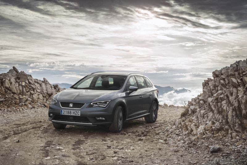 Full specifications and technical details 2018 Seat Leon X-Perience 1.6 TDI (115 Hp)