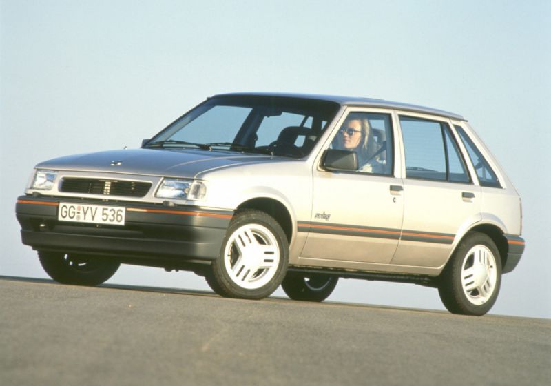 Full specifications and technical details 1989 Opel Corsa A (facelift 1987) 1.4i (72 Hp)