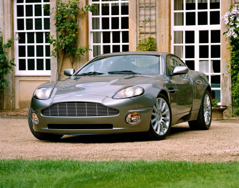 Full specifications and technical details 2001 Aston Martin V12 Vanquish 6.0 V12 (466 Hp) Automatic