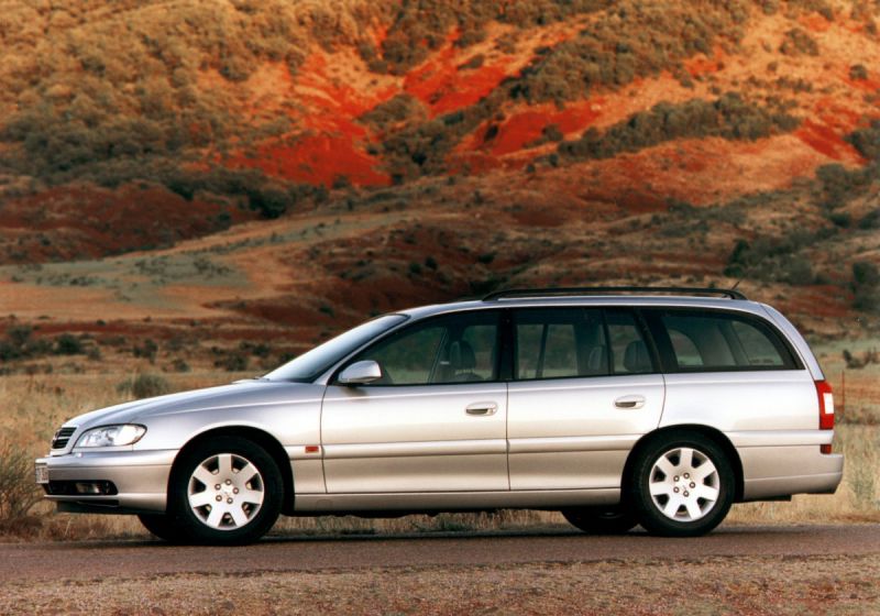 Full specifications and technical details 2002 Opel Omega B Caravan (facelift 1999) 2.6 V6 (180 Hp)