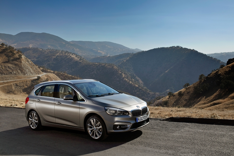 Vollständige Spezifikationen und technische Details 2016 BMW 2 Series Active Tourer (F45) 225xe (224 Hp) Plug-in Hybrid xDrive Steptronic