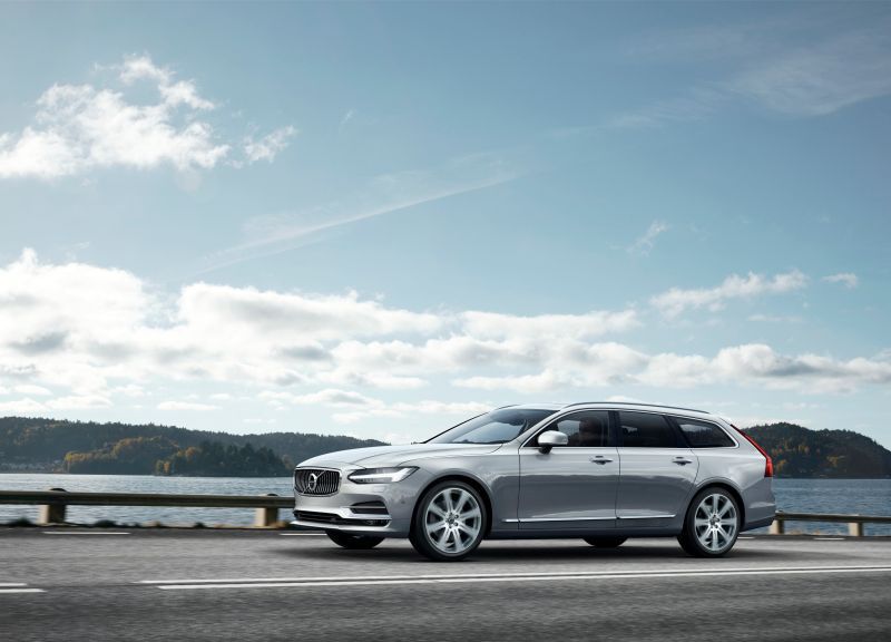 Full specifications and technical details 2017 Volvo V90 (2016) 2.0 T4 (190 Hp) Automatic