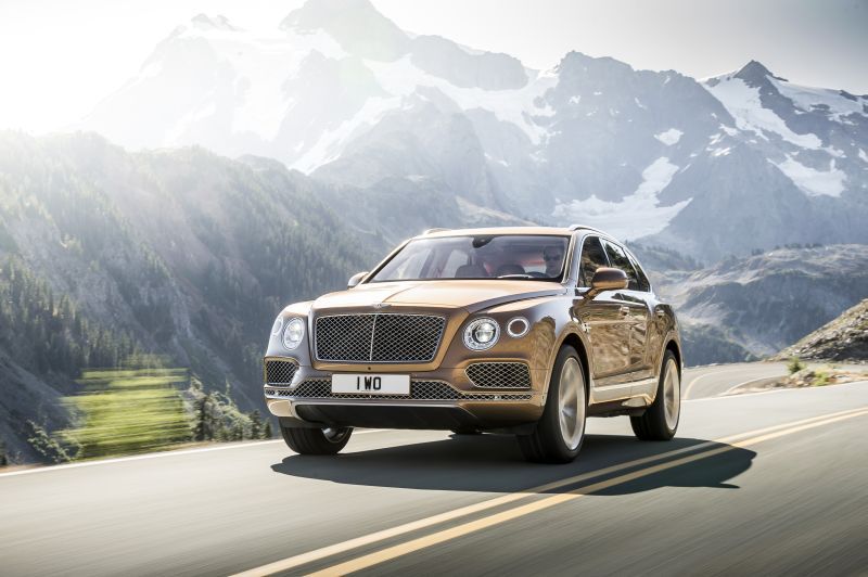 Full specifications and technical details 2017 Bentley Bentayga 4.0 diesel V8 (435 Hp) AWD Automatic