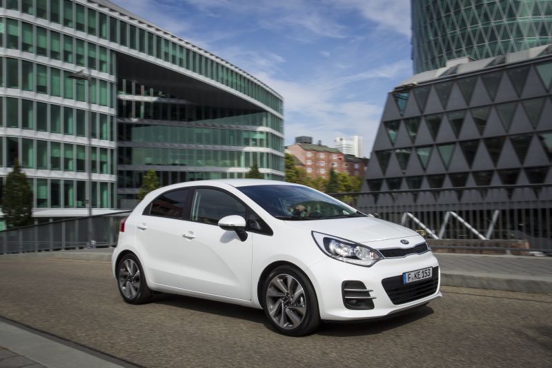 المواصفات والتفاصيل التقنية الكاملة 2015 Kia Rio III Hatchback (UB, facelift 2015) 1.2 (84 Hp) ISG