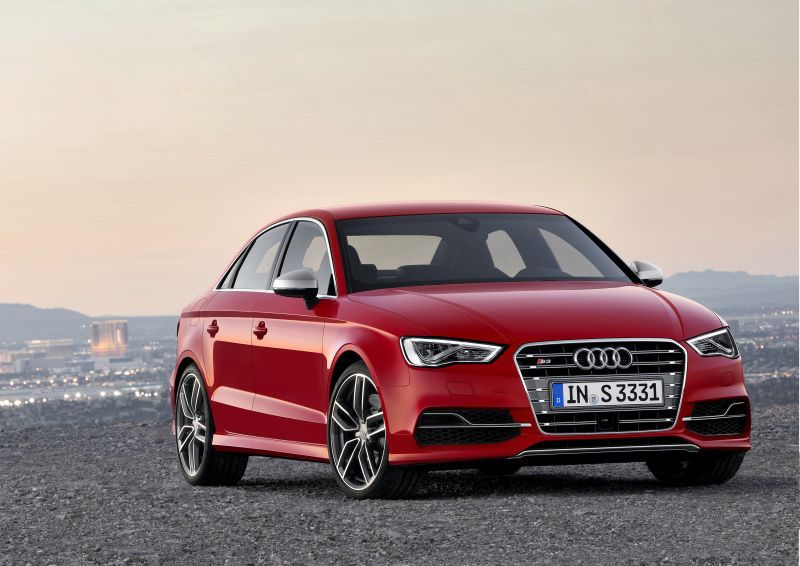 المواصفات والتفاصيل التقنية الكاملة 2013 Audi S3 Sedan (8V) 2.0 TFSI (300 Hp) quattro