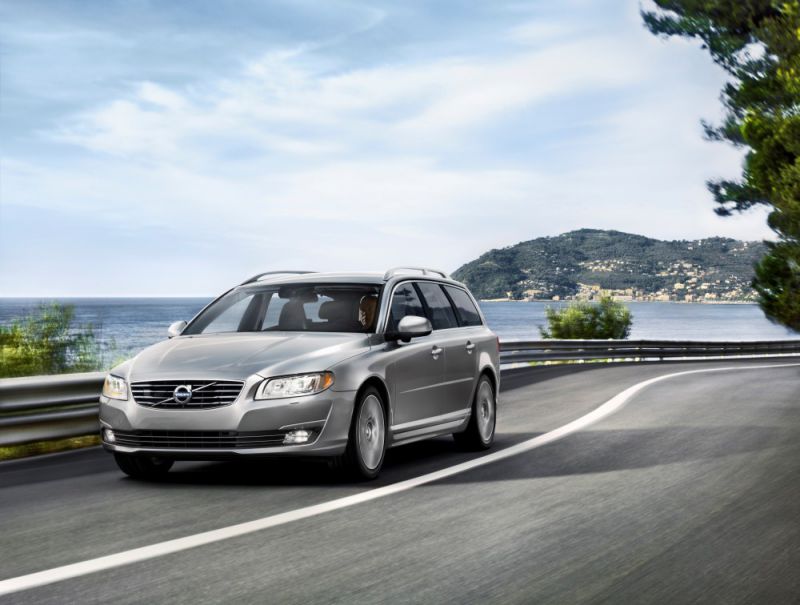 المواصفات والتفاصيل التقنية الكاملة 2013 Volvo V70 III (facelift 2013) 2.0 D3 (136 Hp) Automatic