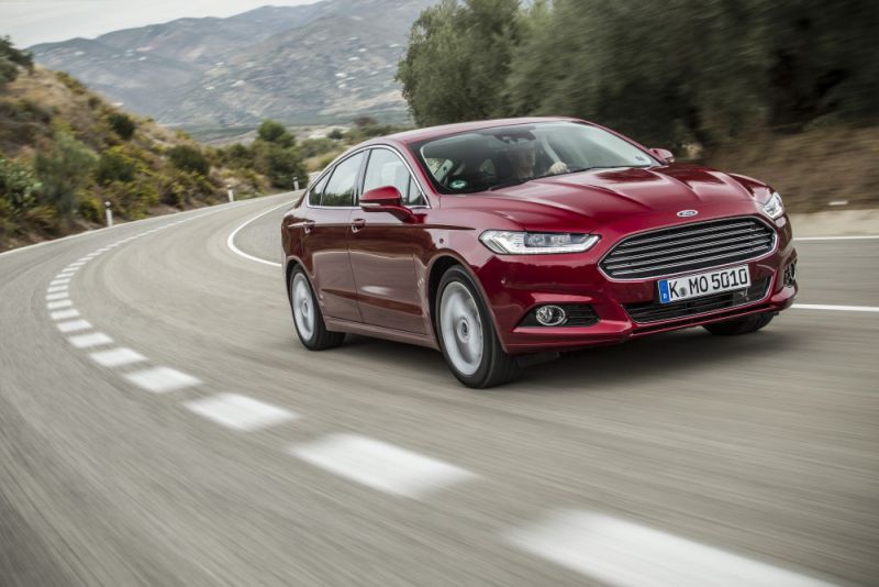 المواصفات والتفاصيل التقنية الكاملة 2014 Ford Mondeo IV Hatchback 1.6 TDCi (115 Hp) ECOnetic