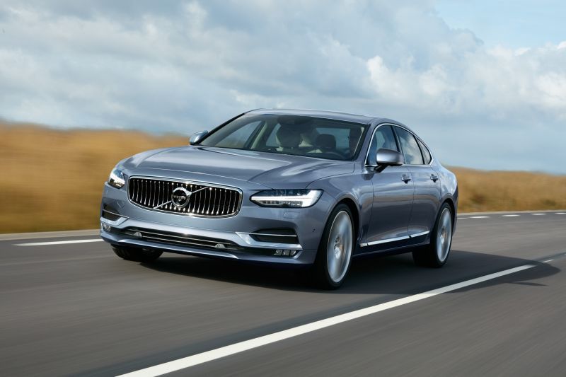 Full specifications and technical details 2016 Volvo S90 (2016) 2.0 D4 (190 Hp)