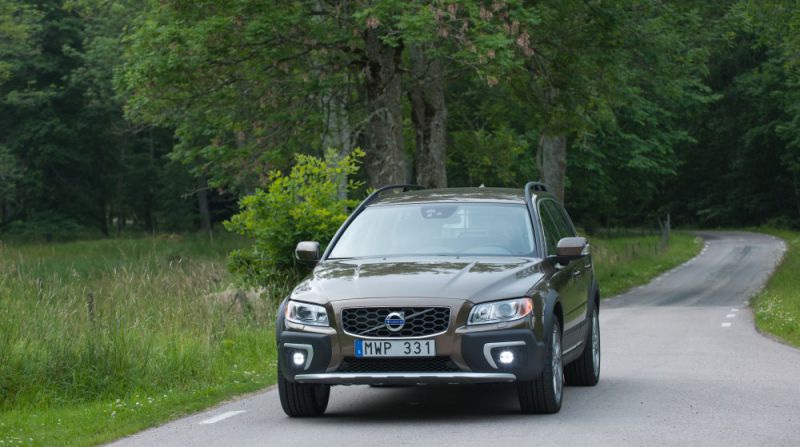 المواصفات والتفاصيل التقنية الكاملة 2013 Volvo XC70 II (facelift 2013) 2.4 D4 (181 Hp) AWD