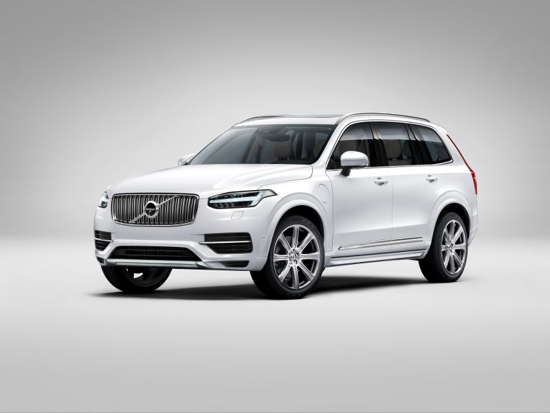 Full specifications and technical details 2016 Volvo XC90 II 2.0 D5 (235 Hp) AWD Automatic