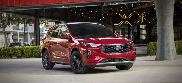 Vollständige Spezifikationen und technische Details 2023 Ford Escape IV (facelift 2023) ST-Line 2.0 EcoBoost (250 Hp) AWD Automatic