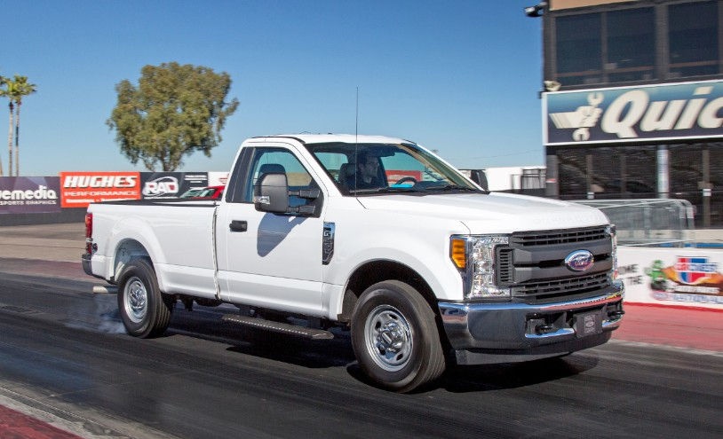 Full specifications and technical details 2017 Ford F-250 Super Duty IV Regular Cab Long box 6.7d V8 (450 Hp) Automatic