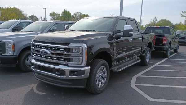 Full specifications and technical details 2023 Ford F-350 Super Duty V Crew Cab Short box 6.8 V8 (405 Hp) Automatic SRW