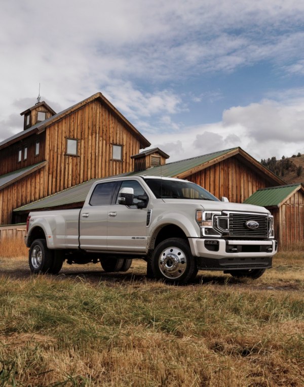 Full specifications and technical details 2020 Ford F-450 Super Duty IV (facelift 2020) Crew Cab Long box 6.7d V8 Power Stroke (475 Hp) 4x4 Automatic DRW