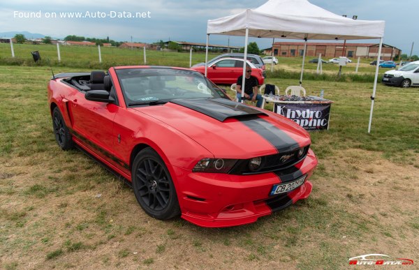 المواصفات والتفاصيل التقنية الكاملة 2010 Ford Mustang Convertible V (facelift 2009) GT 5.0 V8 (412 Hp)