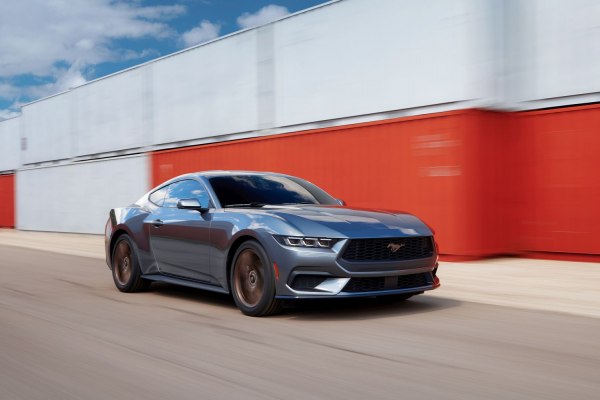 Full specifications and technical details 2024 Ford Mustang VII Dark Horse 5.0 V8 (453 Hp)