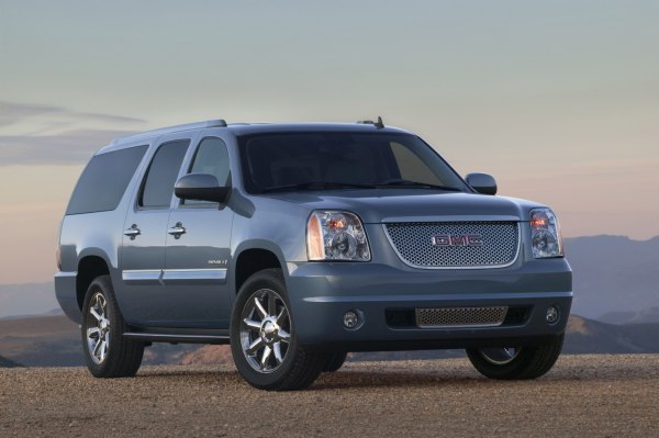 المواصفات والتفاصيل التقنية الكاملة 2007 GMC Yukon XL III (GMT900) 2500 6.0 VVT V8 16V (352 Hp) Automatic