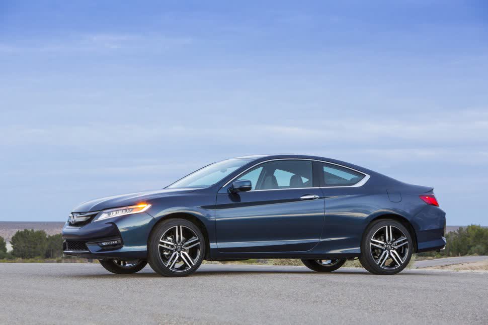 Full specifications and technical details 2015 Honda Accord IX Coupe (facelift 2015) 3.5 V6 (282 Hp) Automatic