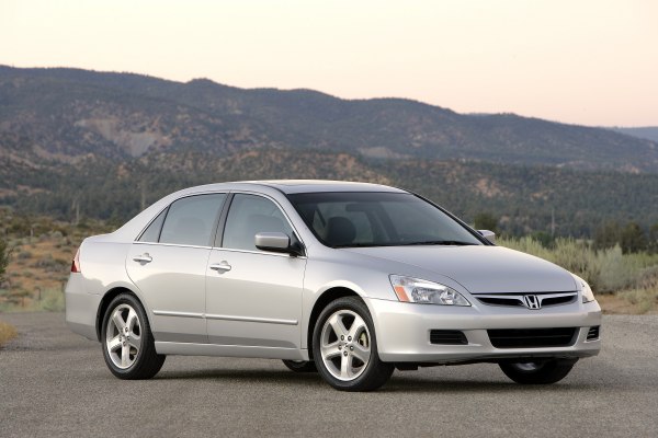 المواصفات والتفاصيل التقنية الكاملة 2005 Honda Accord VII (North America, facelift 2005) 2.4 i-VTEC (166 Hp) Automatic