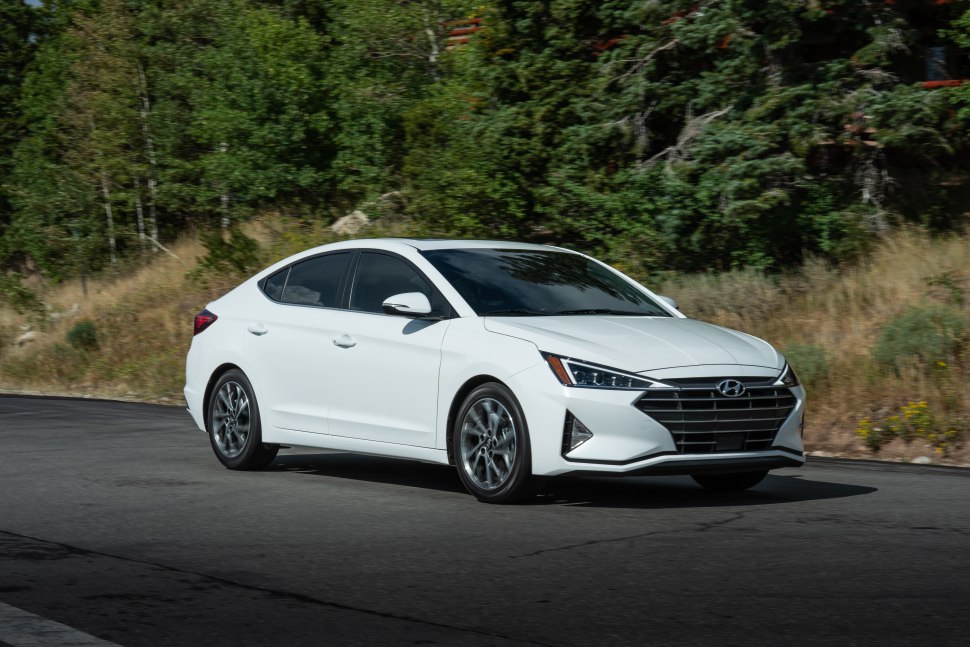 Full specifications and technical details 2018 Hyundai Elantra VI (AD, facelift 2019) 1.4 Turbo GDI (128 Hp) DCT