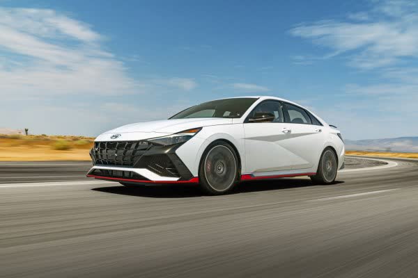 Vollständige Spezifikationen und technische Details 2020 Hyundai Elantra VII (CN7) 1.6 Gamma (128 Hp) Automatic