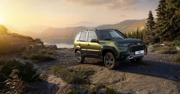 Vollständige Spezifikationen und technische Details 2021 Lada Niva Travel 1.7 (80 Hp) 4x4