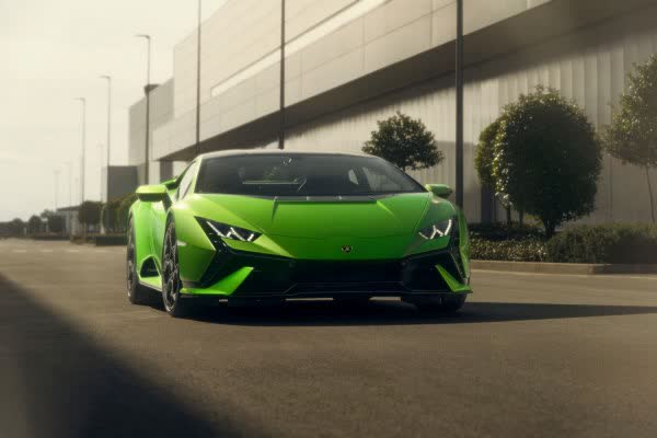 Full specifications and technical details 2022 Lamborghini Huracan Tecnica (facelift 2022) 5.2 V10 (640 Hp) LDF