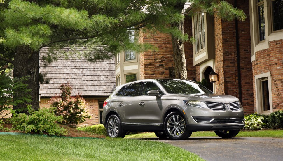 Full specifications and technical details 2015 Lincoln MKX II 2.7 GTDI V6 (335 Hp) AWD Automatic