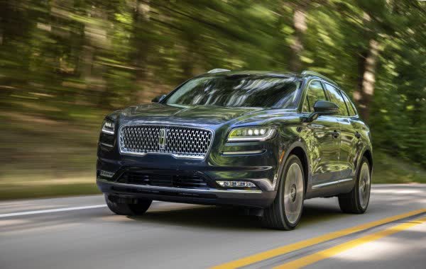 Spécifications complètes et détails techniques 2020 Lincoln Nautilus I (facelift 2020) 2.0 (250 Hp) Automatic