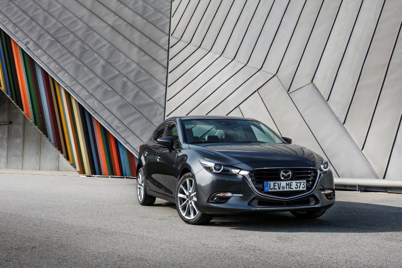 المواصفات والتفاصيل التقنية الكاملة 2017 Mazda 3 III Sedan (BM, facelift 2017) 1.5 SkyActiv-D (105 Hp)