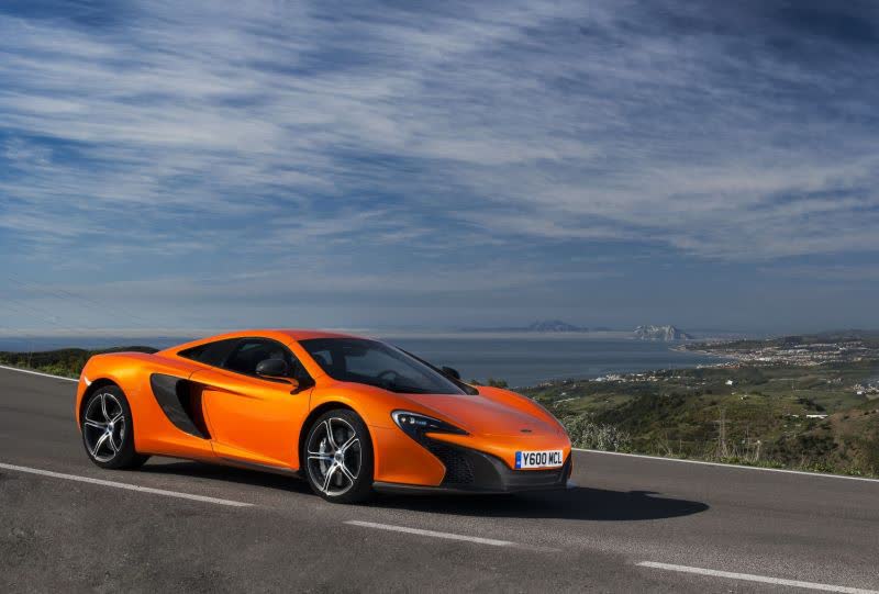 Spécifications complètes et détails techniques 2014 McLaren 650S Coupe 625C 3.8 V8 (625 Hp) SSG