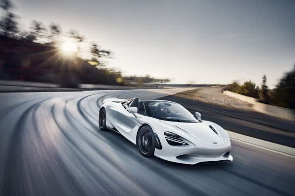 Vollständige Spezifikationen und technische Details 2023 McLaren 750S Spider 4.0 V8 (750 Hp) SSG