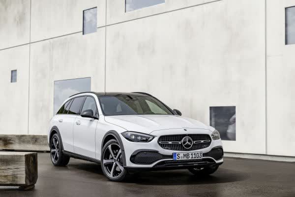Full specifications and technical details 2021 Mercedes-Benz C-class All-Terrain C 200 (204 Hp) EQ Boost 4MATIC 9G-TRONIC
