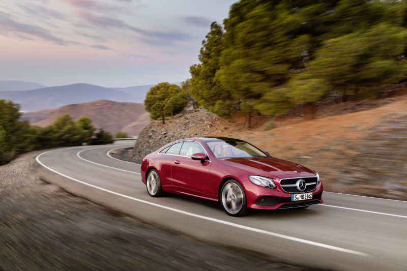 Full specifications and technical details 2017 Mercedes-Benz E-class Coupe (C238) E 350 (299 Hp) EQ Boost 9G-TRONIC