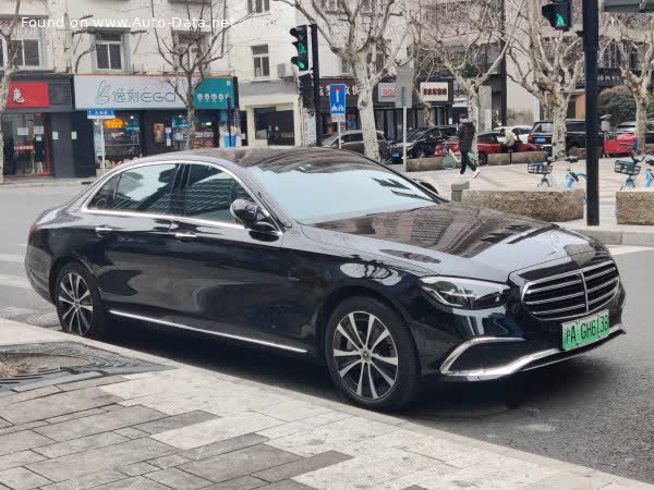 Full specifications and technical details 2021 Mercedes-Benz E-class Long (V213, facelift 2020) E 350e (320 Hp) Plug-in Hybrid 9G-TRONIC