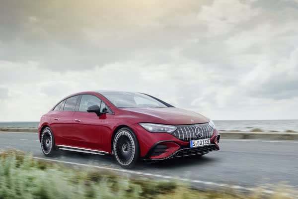 Vollständige Spezifikationen und technische Details 2022 Mercedes-Benz EQE (V295) EQE 500 100 kWh (408 Hp) 4MATIC