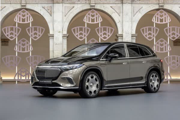 Vollständige Spezifikationen und technische Details 2023 Mercedes-Benz Maybach EQS SUV (Z296) EQS 680 (658 Hp) 4MATIC