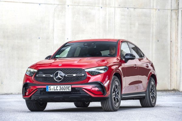 المواصفات والتفاصيل التقنية الكاملة 2023 Mercedes-Benz GLC Coupe (C254) GLC 220d (197 Hp) Mild Hybrid 4MATIC 9G-TRONIC