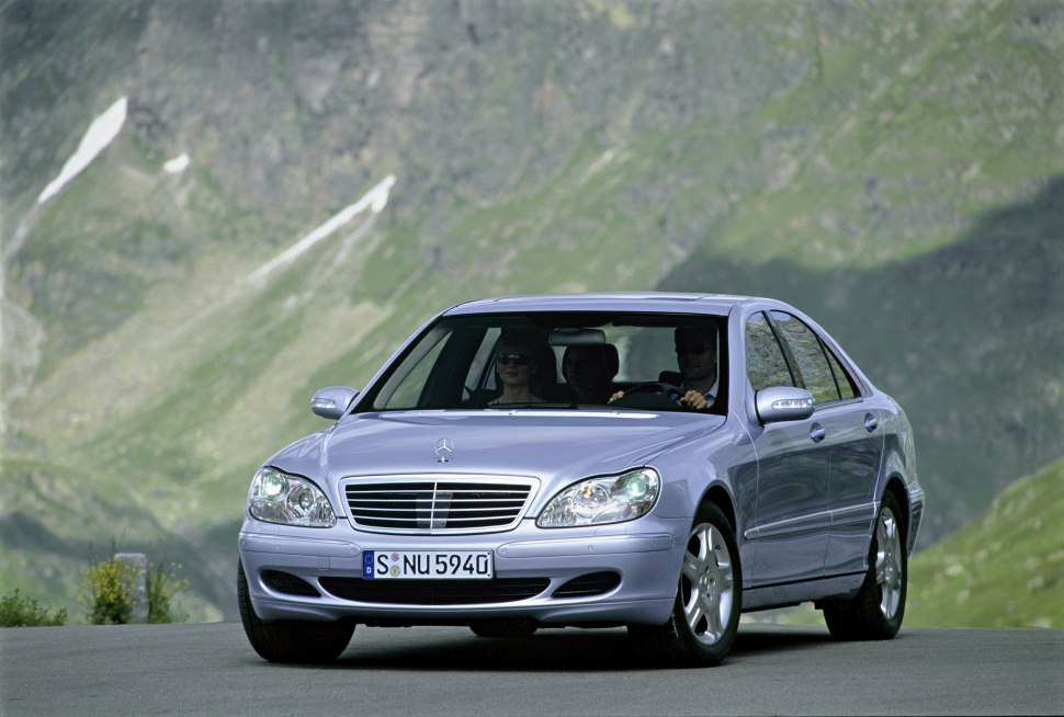 Full specifications and technical details 2003 Mercedes-Benz S-class (W220, facelift 2002) S 500 V8 (306 Hp) 7G-TRONIC