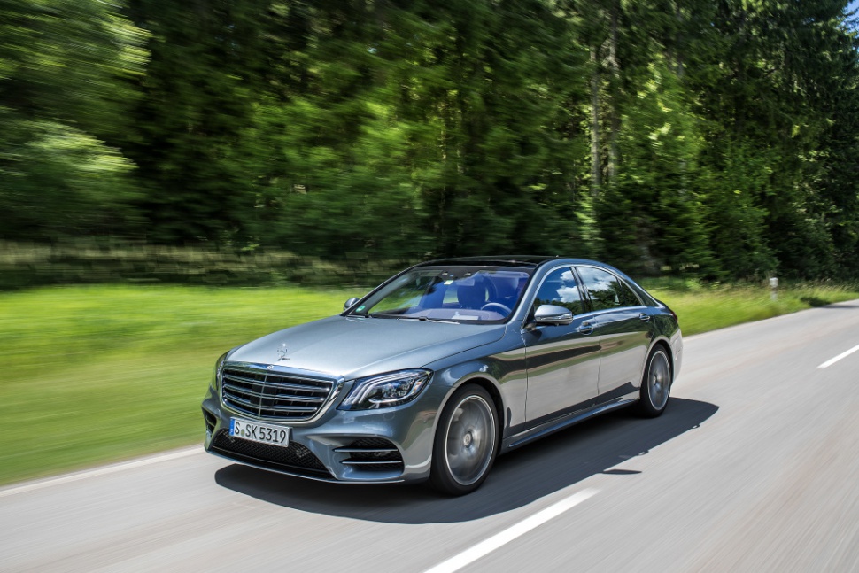 Full specifications and technical details 2017 Mercedes-Benz S-class (W222, facelift 2017) S 560 V8 (469 Hp) G-TRONIC